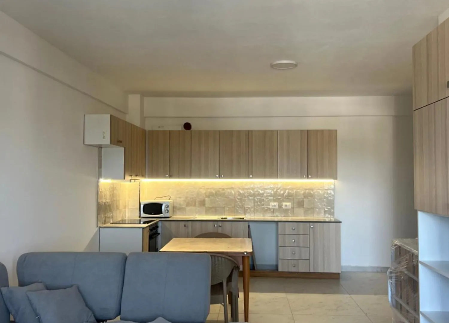 Mars Apartment 2 Golem