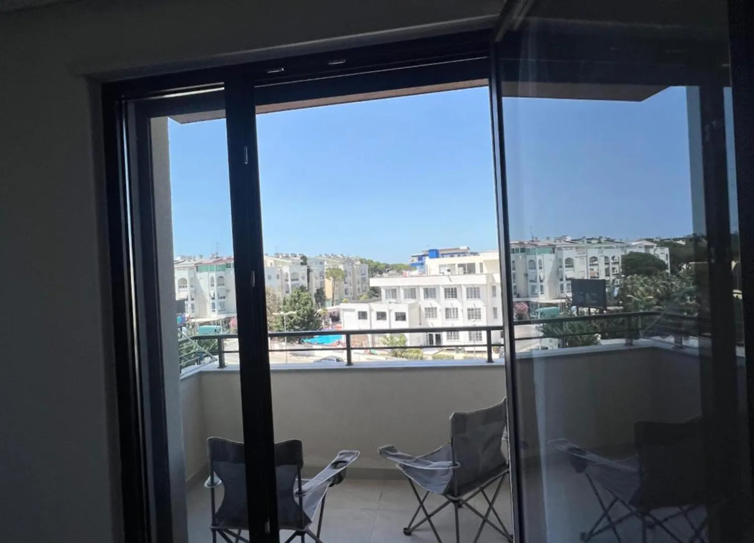 Mars Apartment 2 Golem  0*, Golem (Tirana) Albania