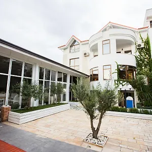Gasthuis Arber, Golem (Tirana)